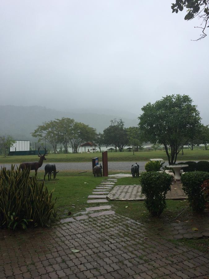 Samerdrow Khao Yai Mu Si Exterior photo